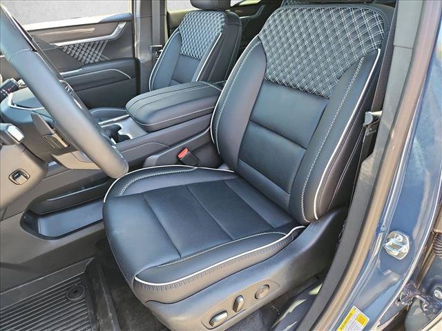 New 2026 GMC Acadia Denali w/ Super Cruise Package AWD/4WD video 4