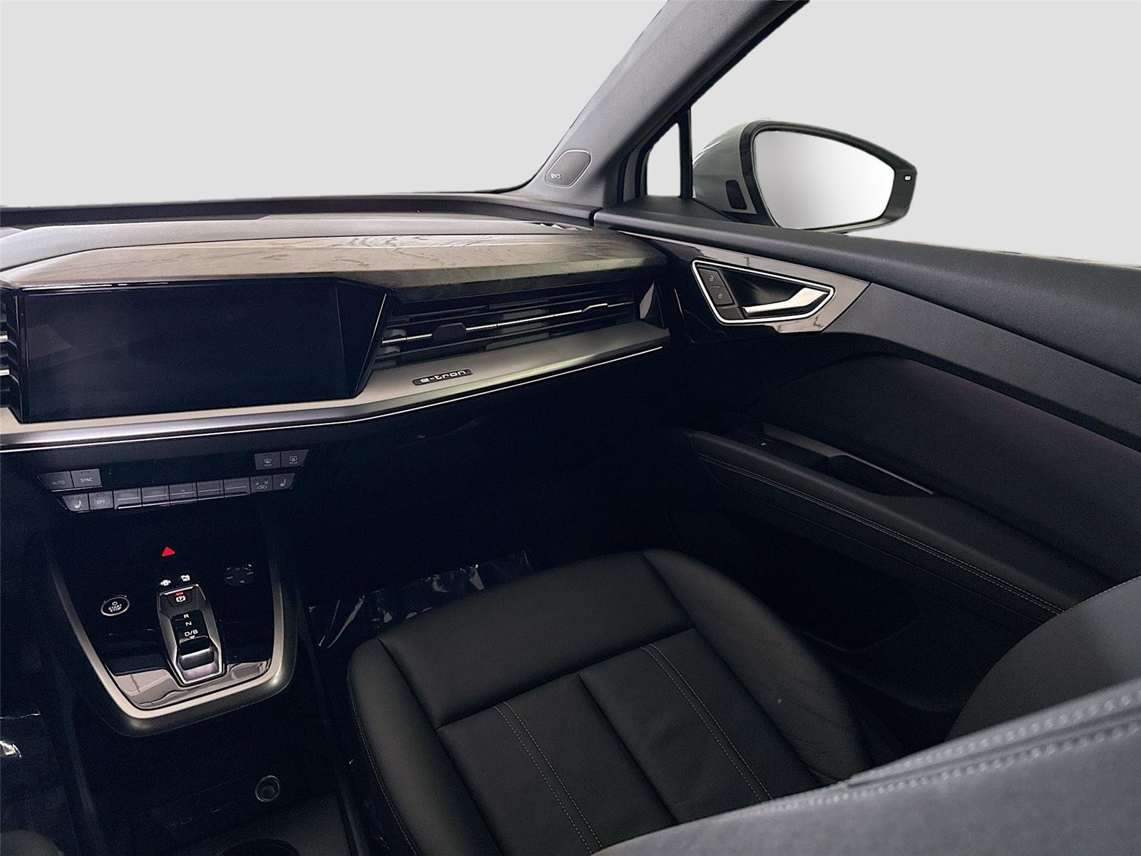 Certified 2023 Audi Q4 e-tron Premium Plus w/ Premium Plus RWD image 24