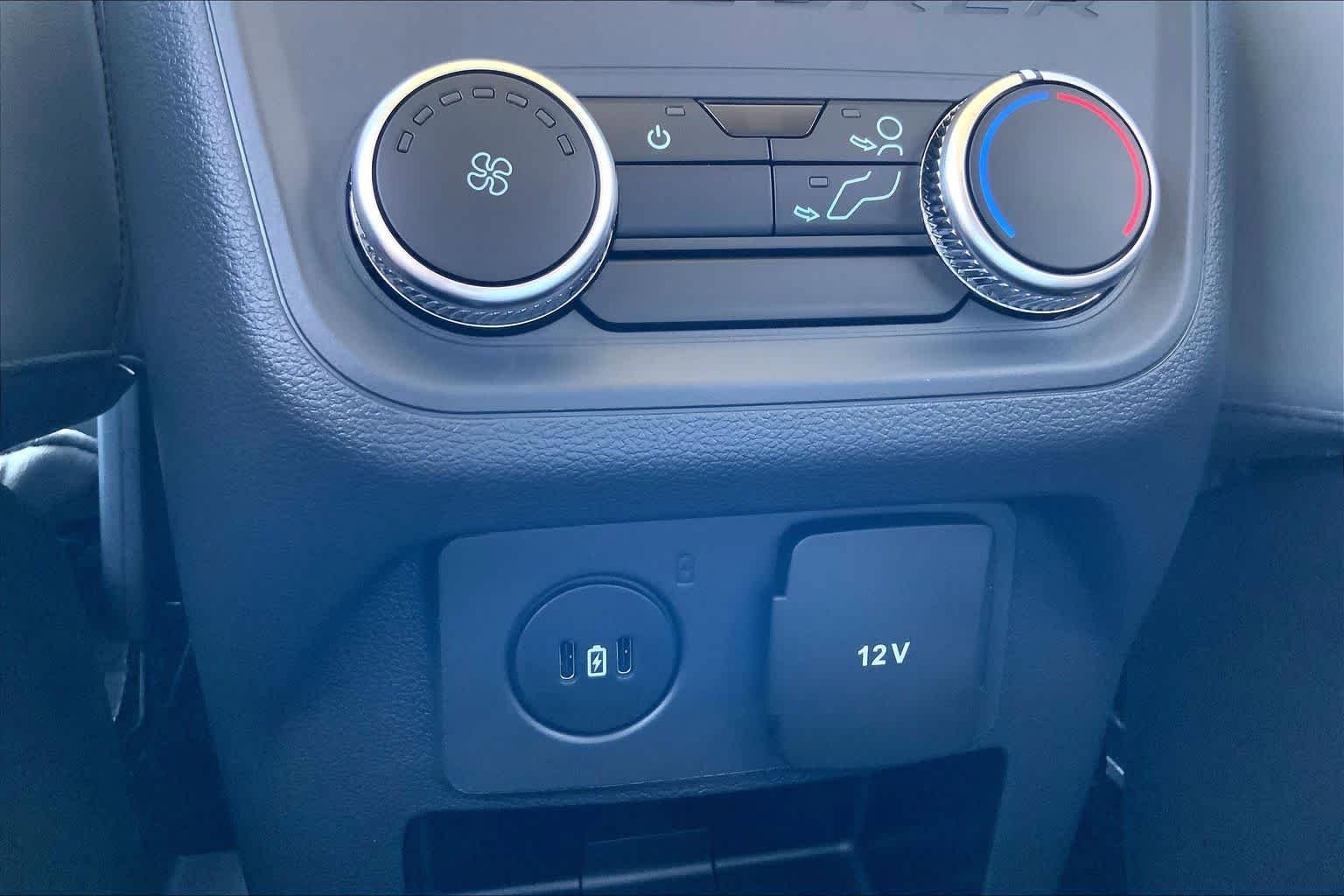 New 2026 Ford Explorer Active w/ Active Comfort Package image 18