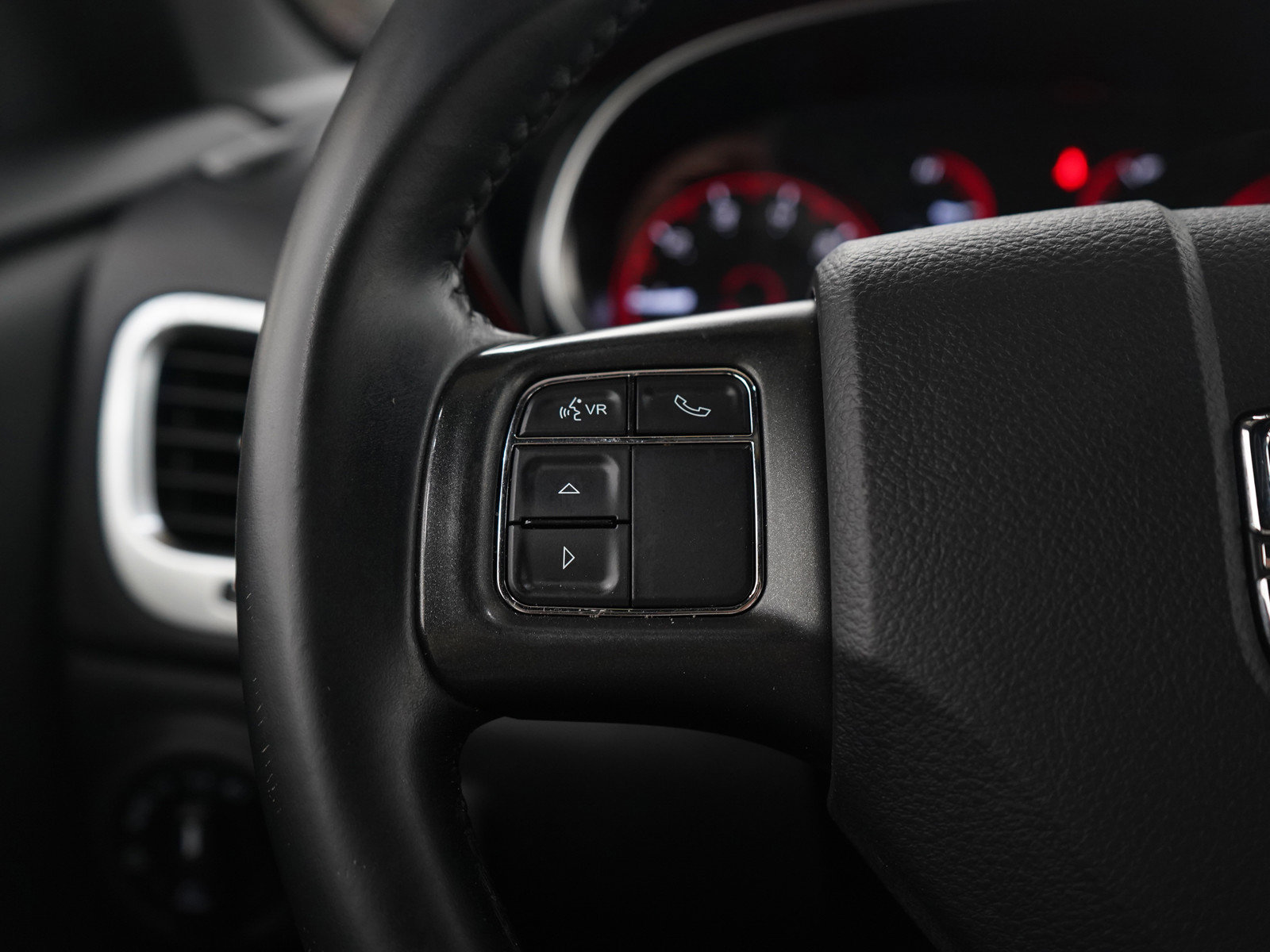 Used 2014 Dodge Dart SXT w/ Rallye Appearance Group image 23