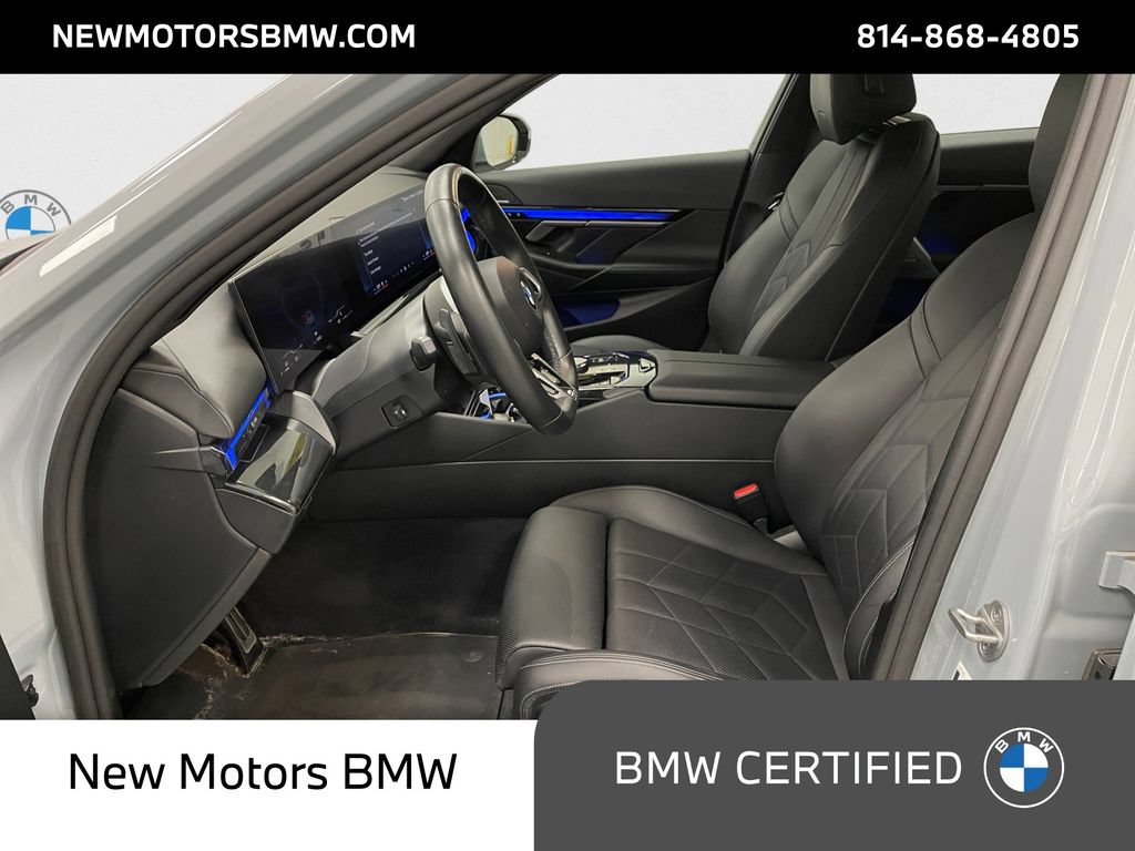 Used 2024 BMW 540i xDrive w/ Premium Package AWD/4WD image 7