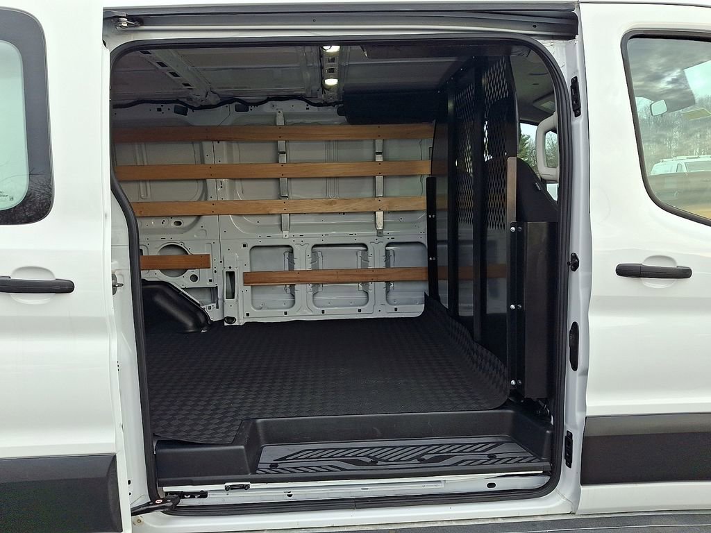 Used 2023 Ford Transit 250 Low Roof AWD w/ Exterior Upgrade Package image 10