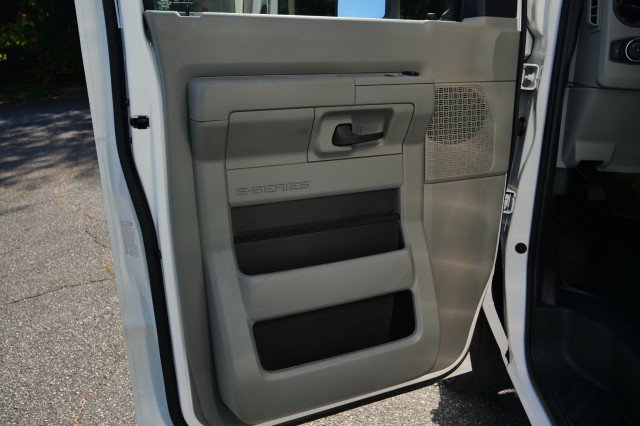 Used 2022 Ford E-350 and Econoline 350 Super Duty w/ Power Windows & Locks Group RWD image 14
