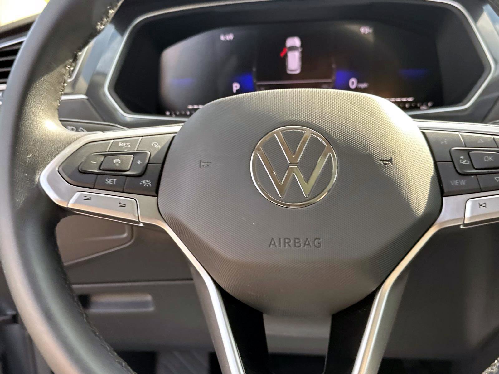 Used 2024 Volkswagen Tiguan Wolfsburg Edition image 27