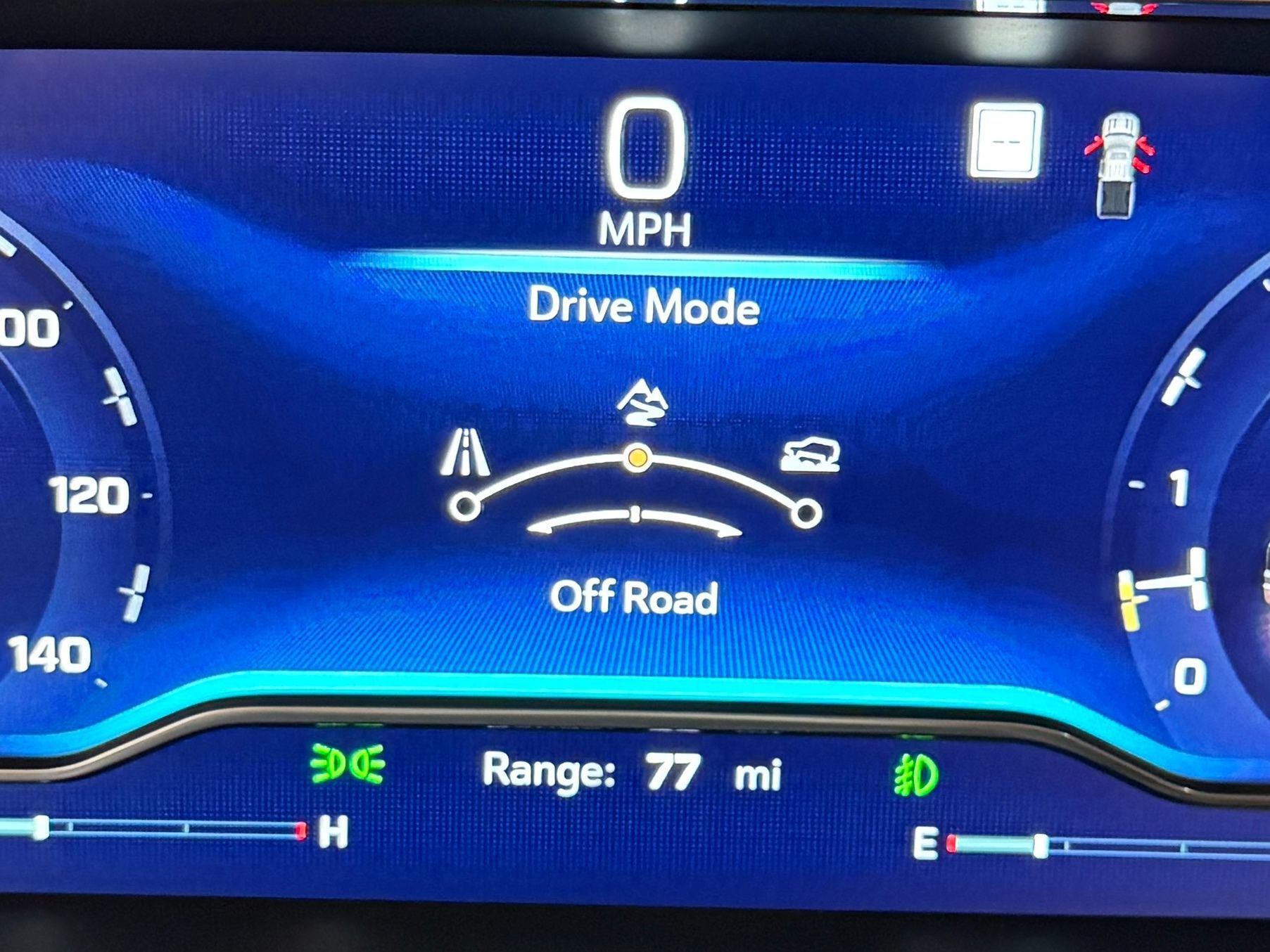 Used 2022 Chevrolet Silverado 1500 ZR2 w/ Technology Package AWD/4WD image 23