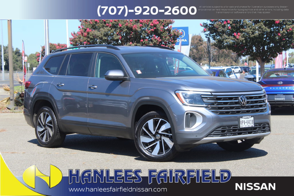 Used 2025 Volkswagen Atlas SE