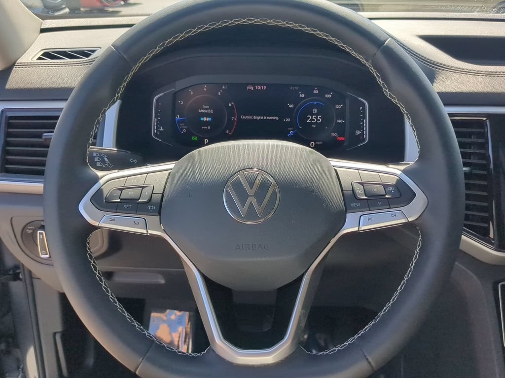 Used 2023 Volkswagen Atlas SE w/ Panoramic Sunroof Package FWD image 32