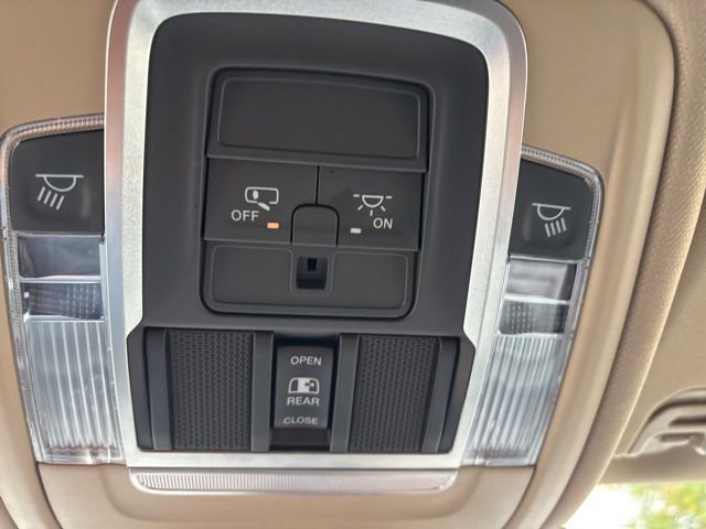 Used 2021 RAM 1500 Laramie AWD/4WD image 25