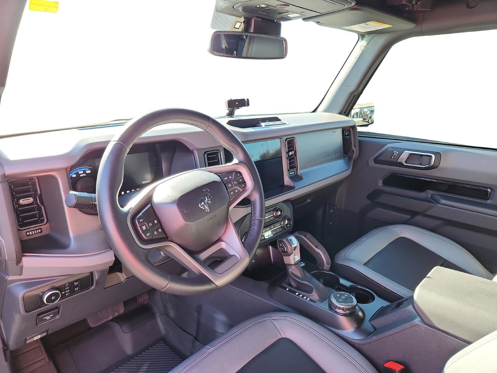 Used 2024 Ford Bronco Big Bend image 9