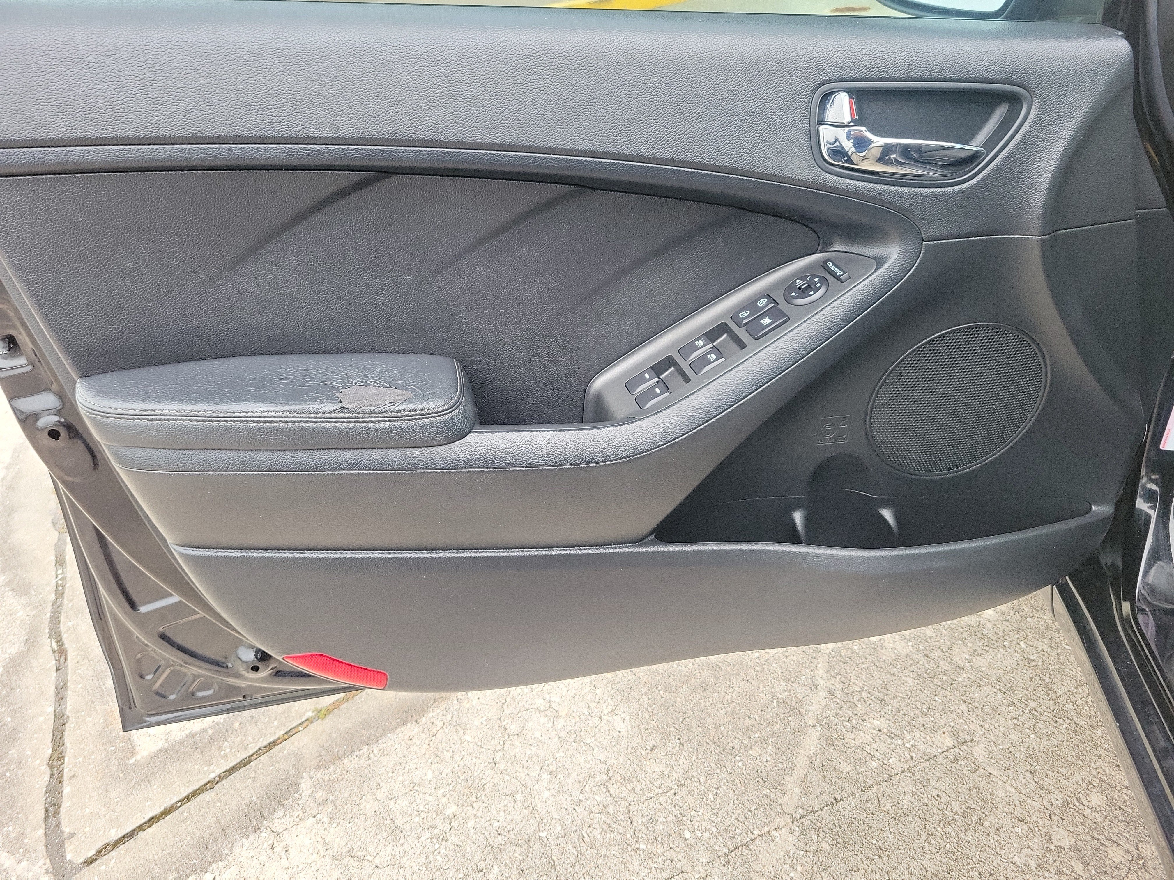 Used 2014 Kia Forte EX FWD image 18