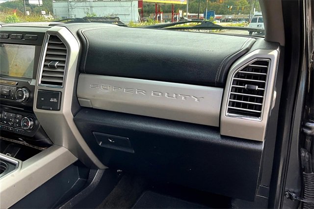 Used 2017 Ford F250 Lariat w/ Lariat Ultimate Package image 16