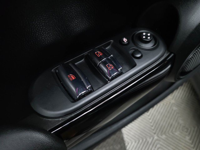 Used 2024 MINI Cooper S FWD image 30