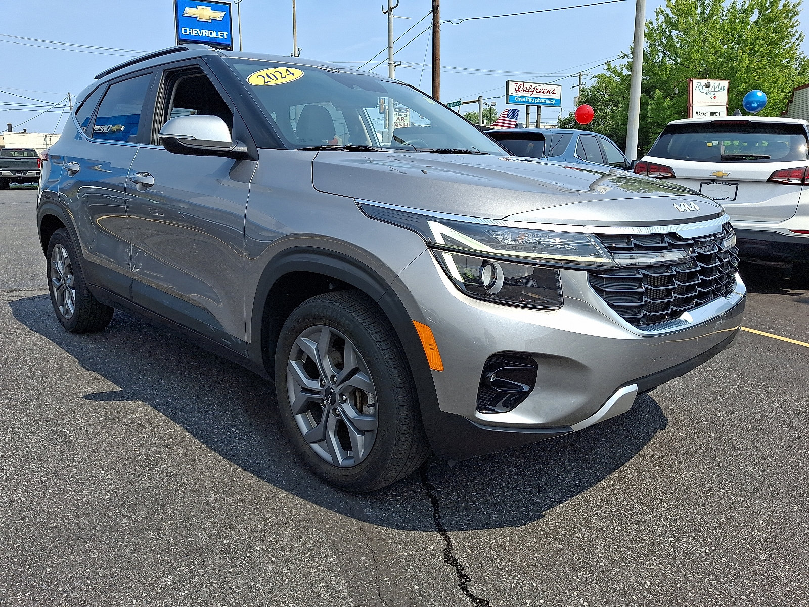 Used 2024 Kia Seltos S AWD/4WD image 7