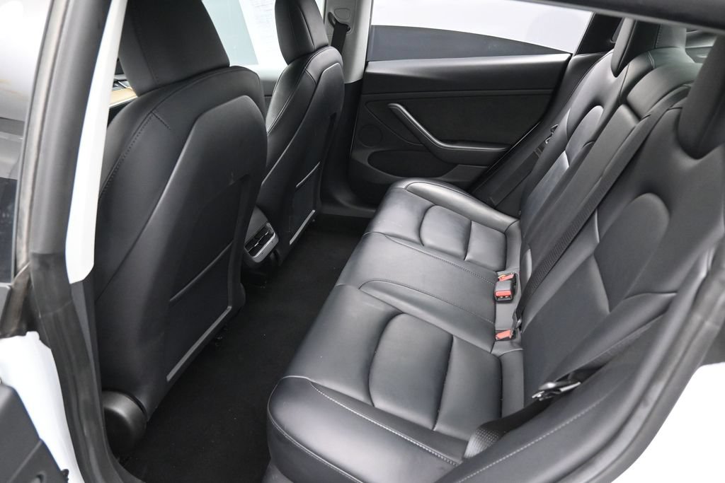 Used 2022 Tesla Model 3 Long Range AWD/4WD image 27