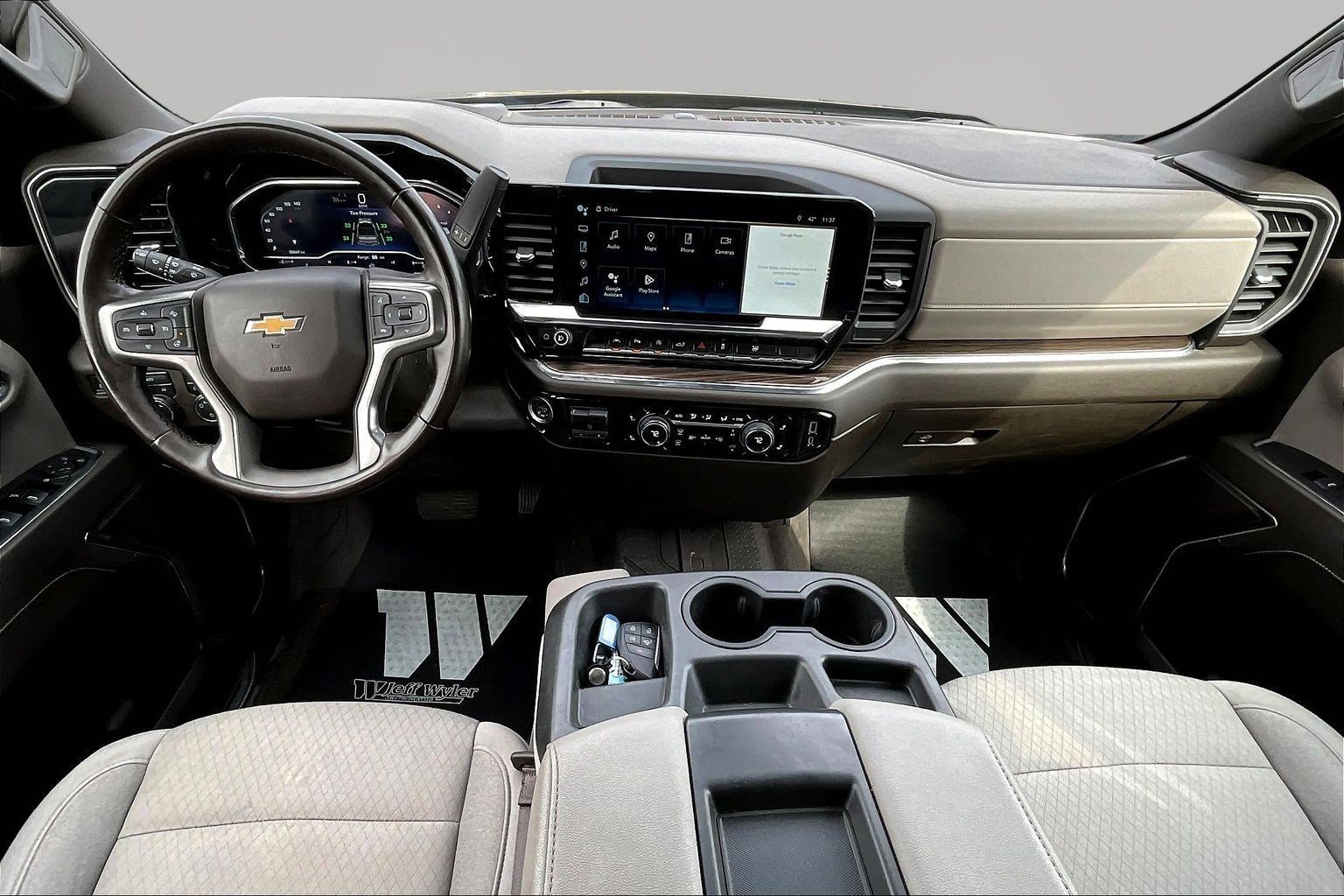 Used 2023 Chevrolet Silverado 1500 LT w/ Max Trailering Package image 9