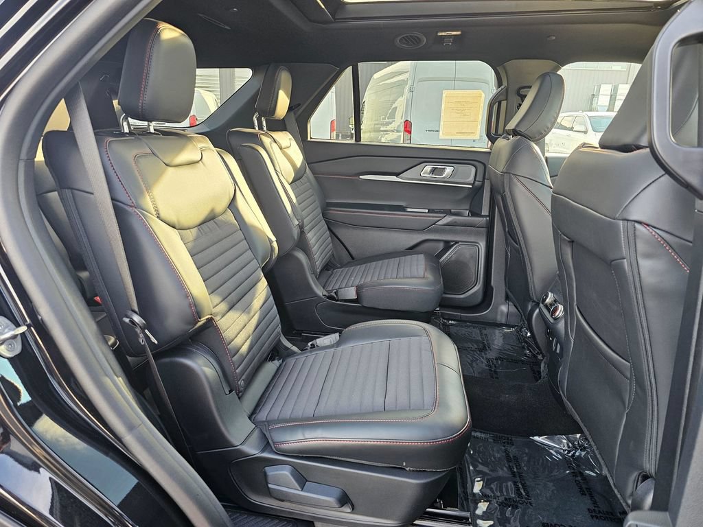 New 2026 Ford Explorer ST-Line AWD/4WD image 14