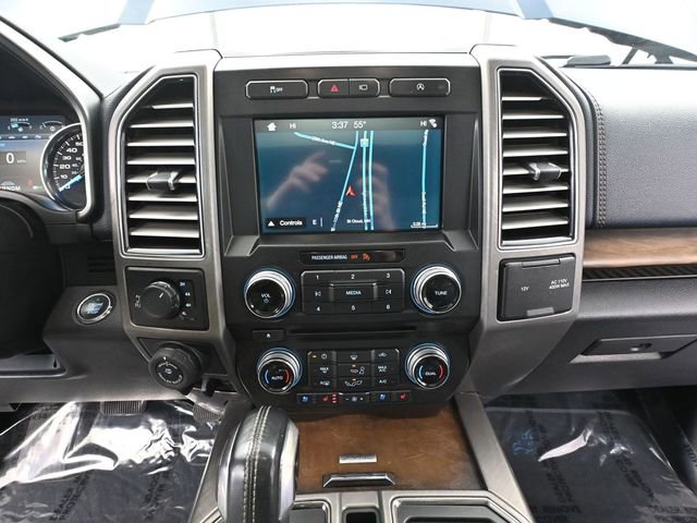 Used 2018 Ford F150 Limited w/ Trailer Tow Package image 33