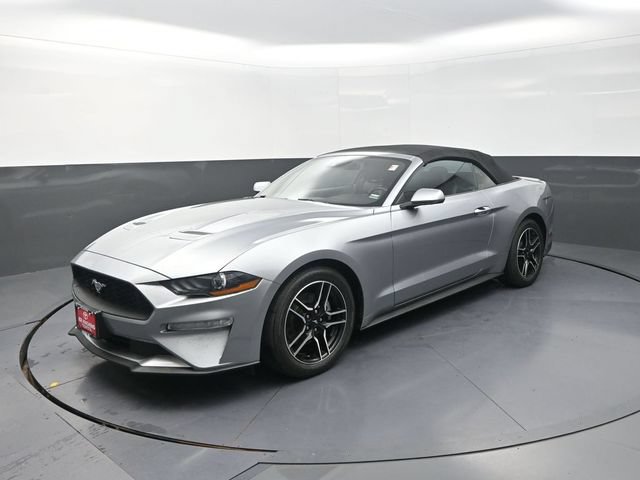 Used 2023 Ford Mustang Premium RWD image 3