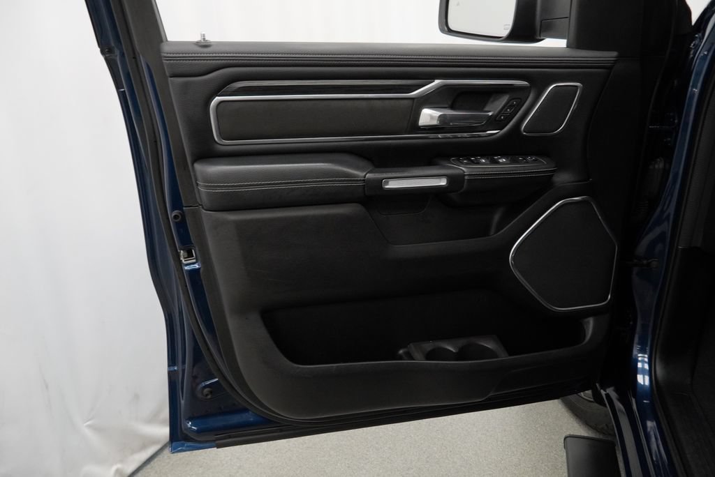 Used 2023 RAM 1500 Laramie AWD/4WD image 34
