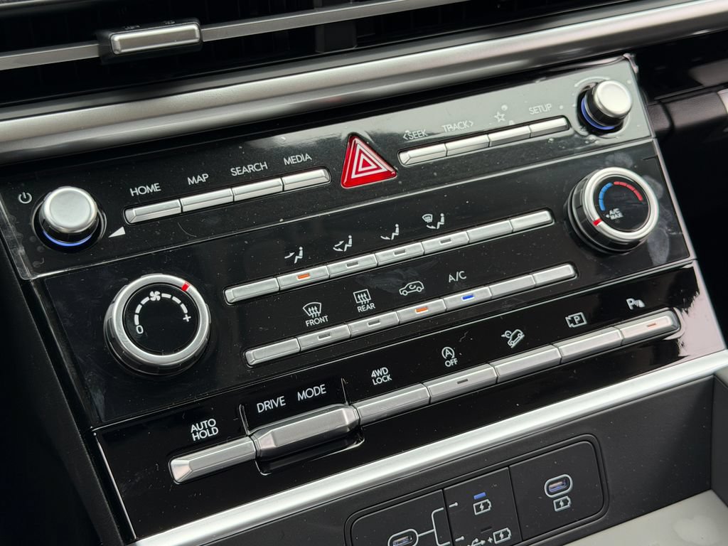 New 2026 Hyundai Santa Fe SE AWD/4WD image 23