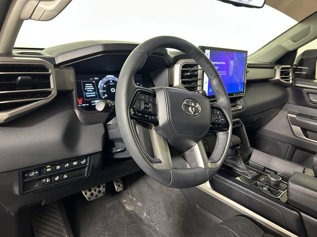 Used 2023 Toyota Sequoia SR5 w/ SR5 Premium Package AWD/4WD image 14