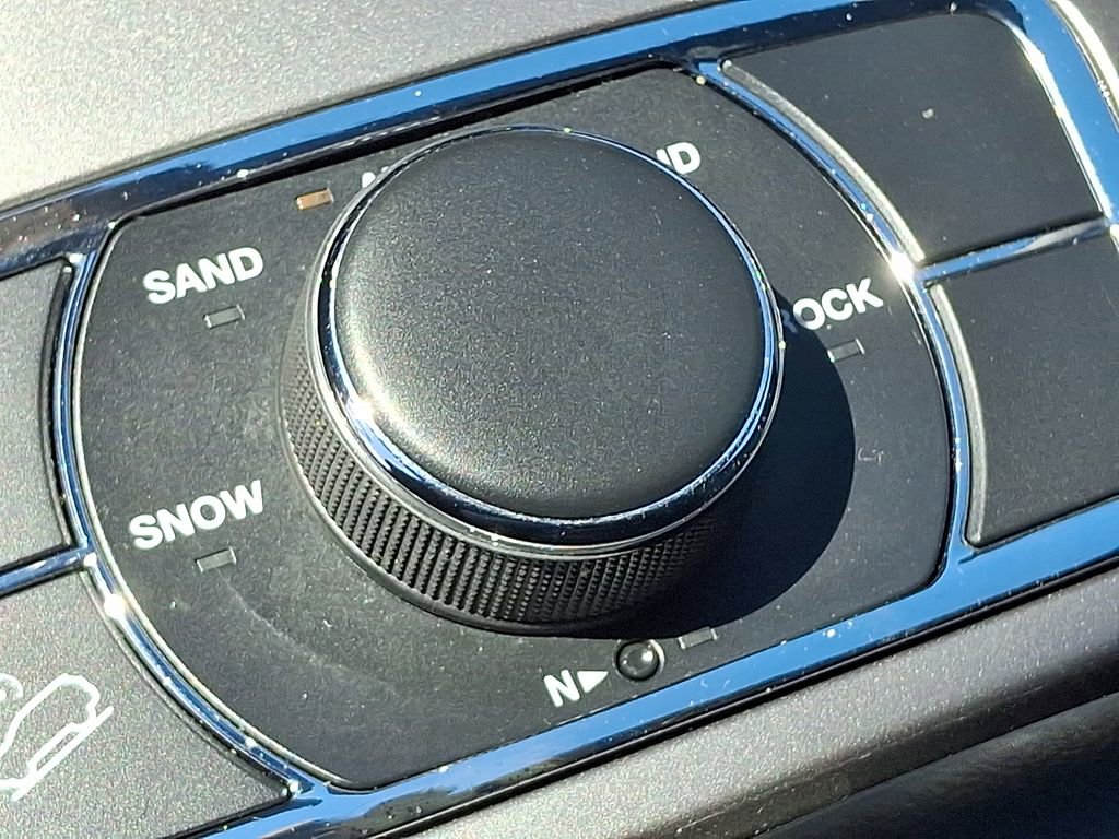 Used 2020 Jeep Grand Cherokee Limited w/ Premium Lighting Group AWD/4WD image 26