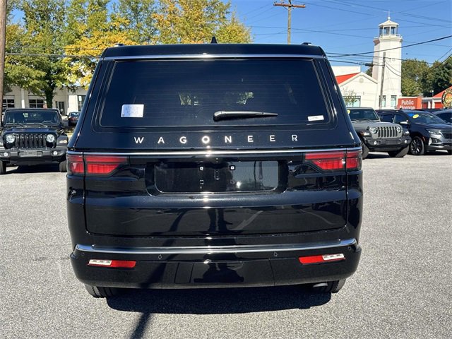 New 2025 Jeep Wagoneer 4WD image 18