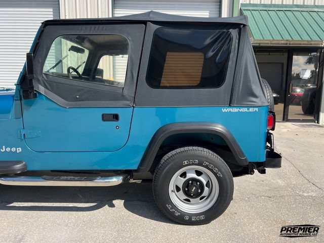 Used 1992 Jeep Wrangler 4WD image 28