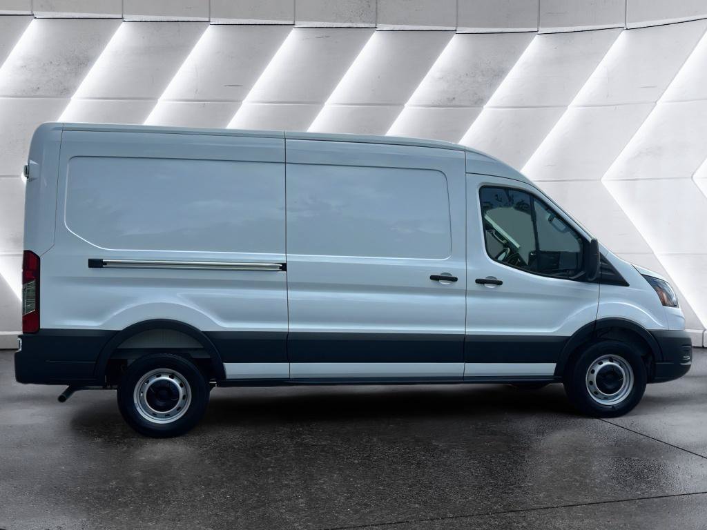 New 2026 Ford Transit 250 148 Medium Roof w/ Load Area Protection Package RWD image 8
