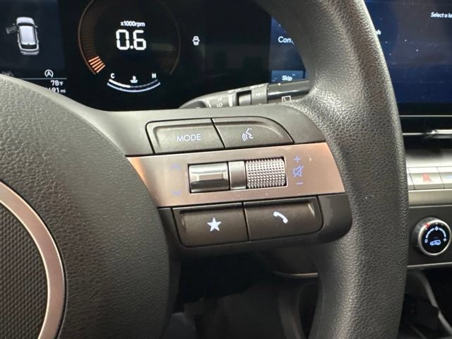 Used 2024 Hyundai Kona SE FWD image 18