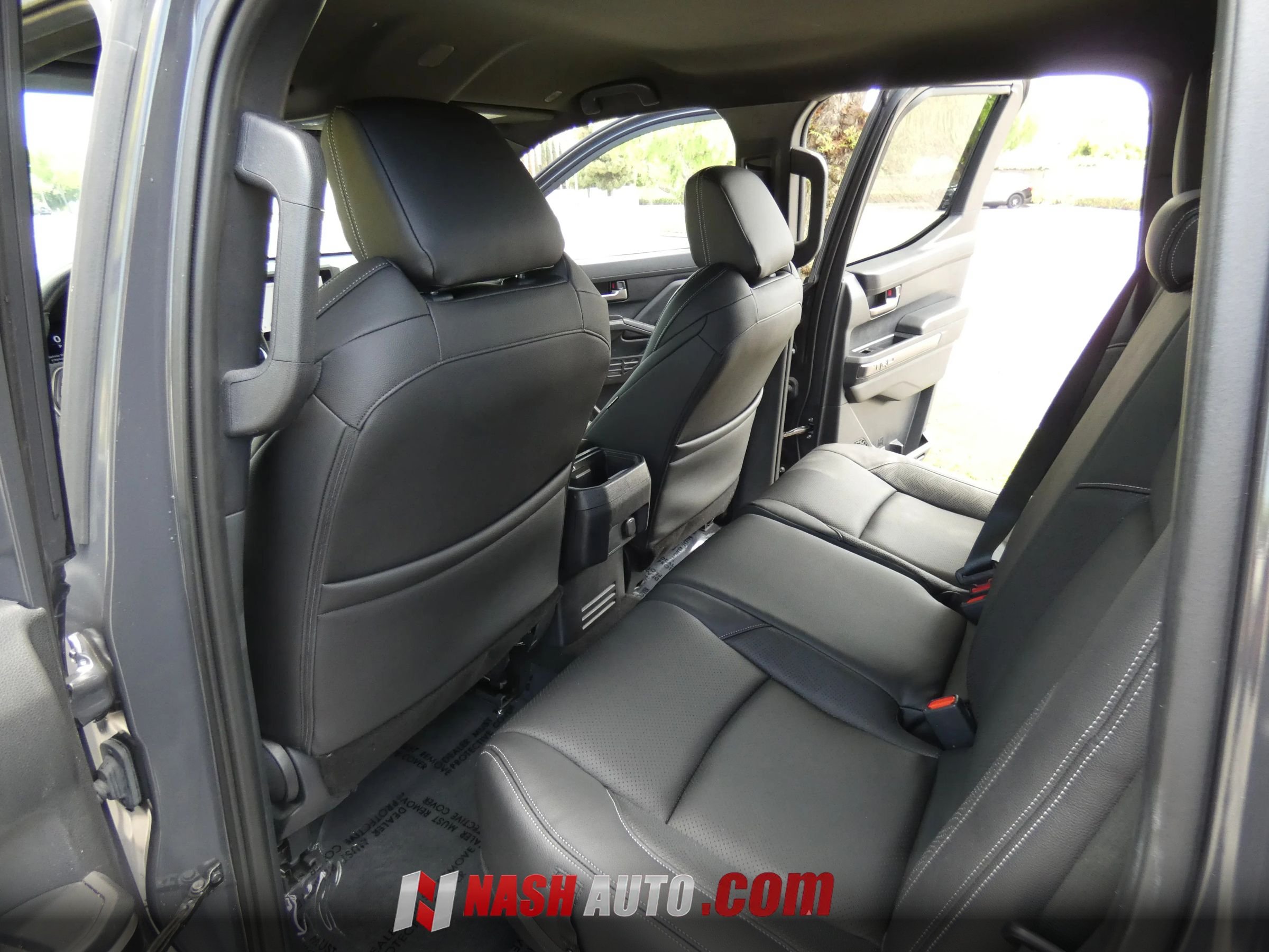 Used 2025 Toyota Tacoma TRD Sport AWD/4WD image 49