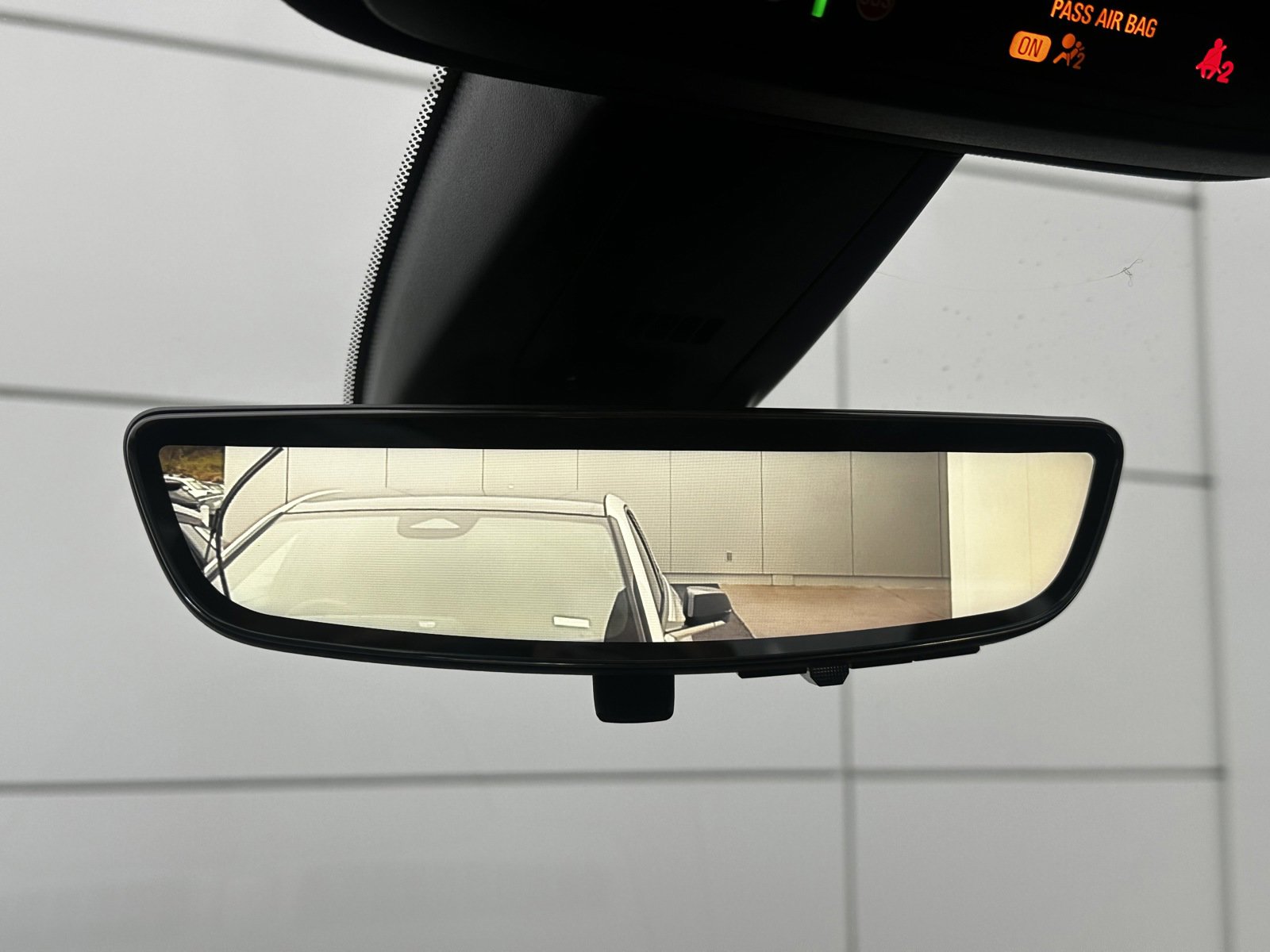 New 2025 Cadillac XT6 Sport w/ Technology Package image 29