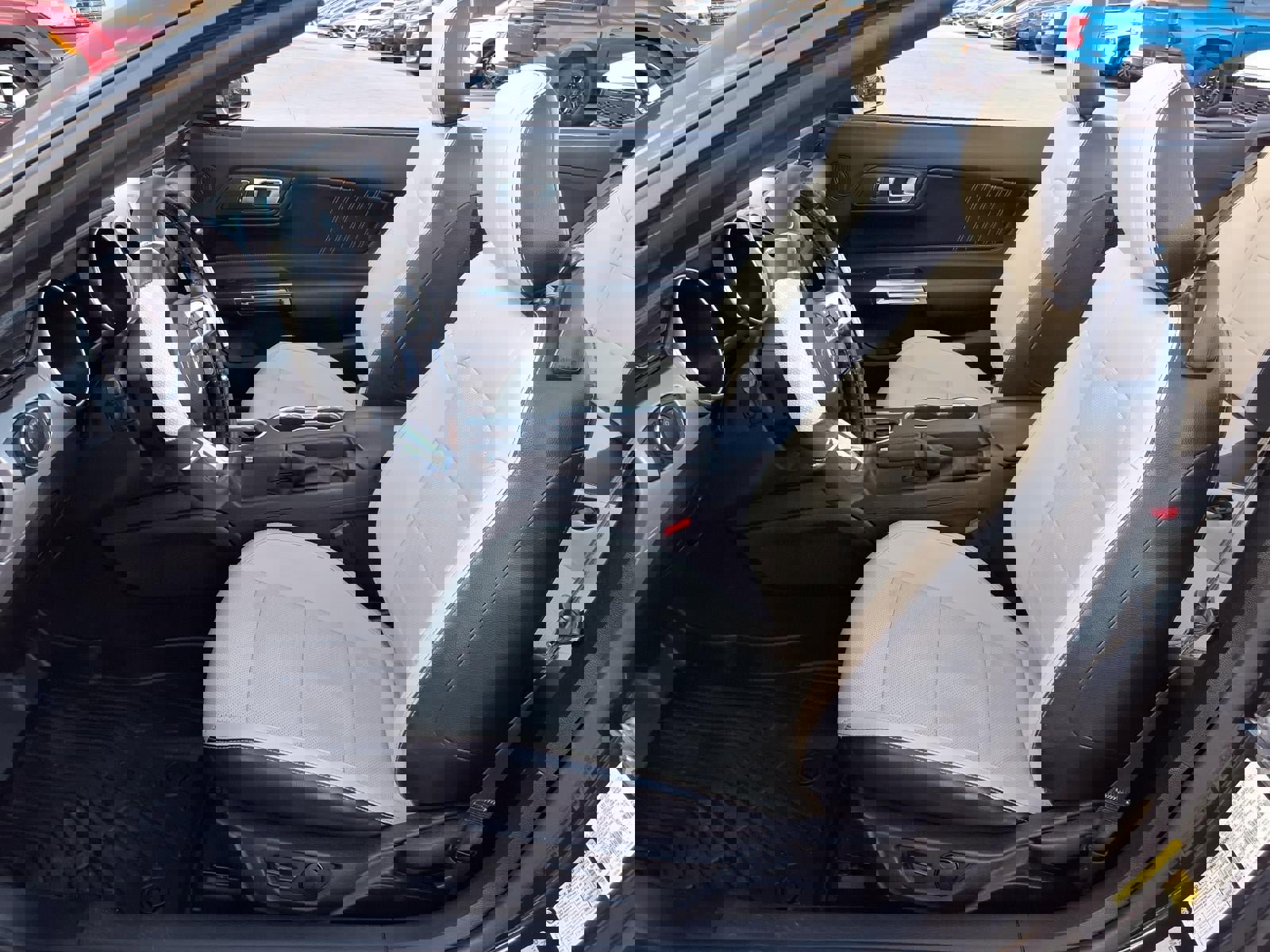 Used 2022 Ford Mustang Premium image 12