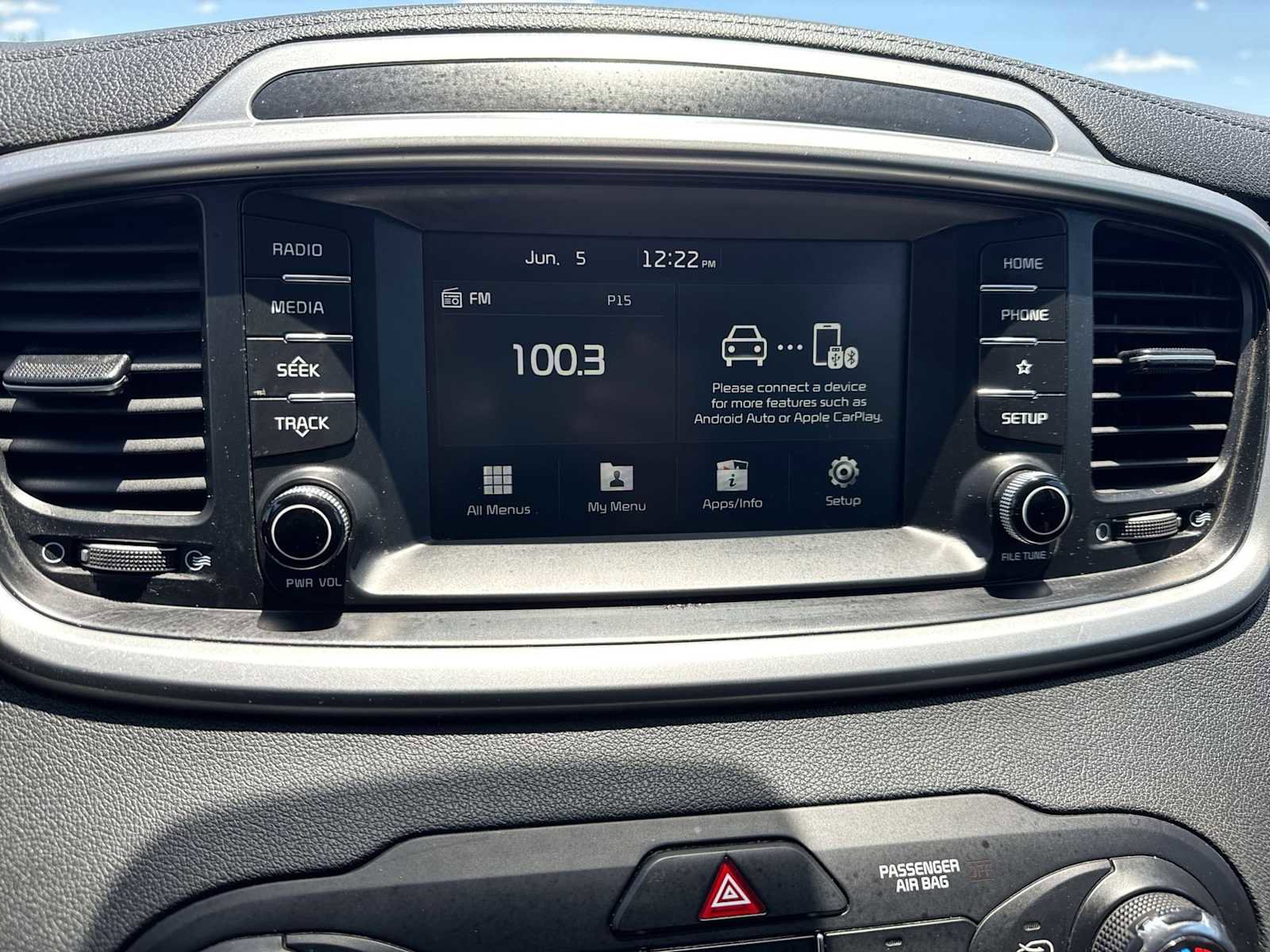Used 2020 Kia Sorento LX FWD image 24