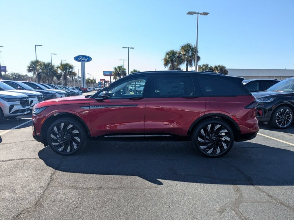 New 2026 Lincoln Nautilus Reserve w/ Jet Appearance Package AWD/4WD image 7