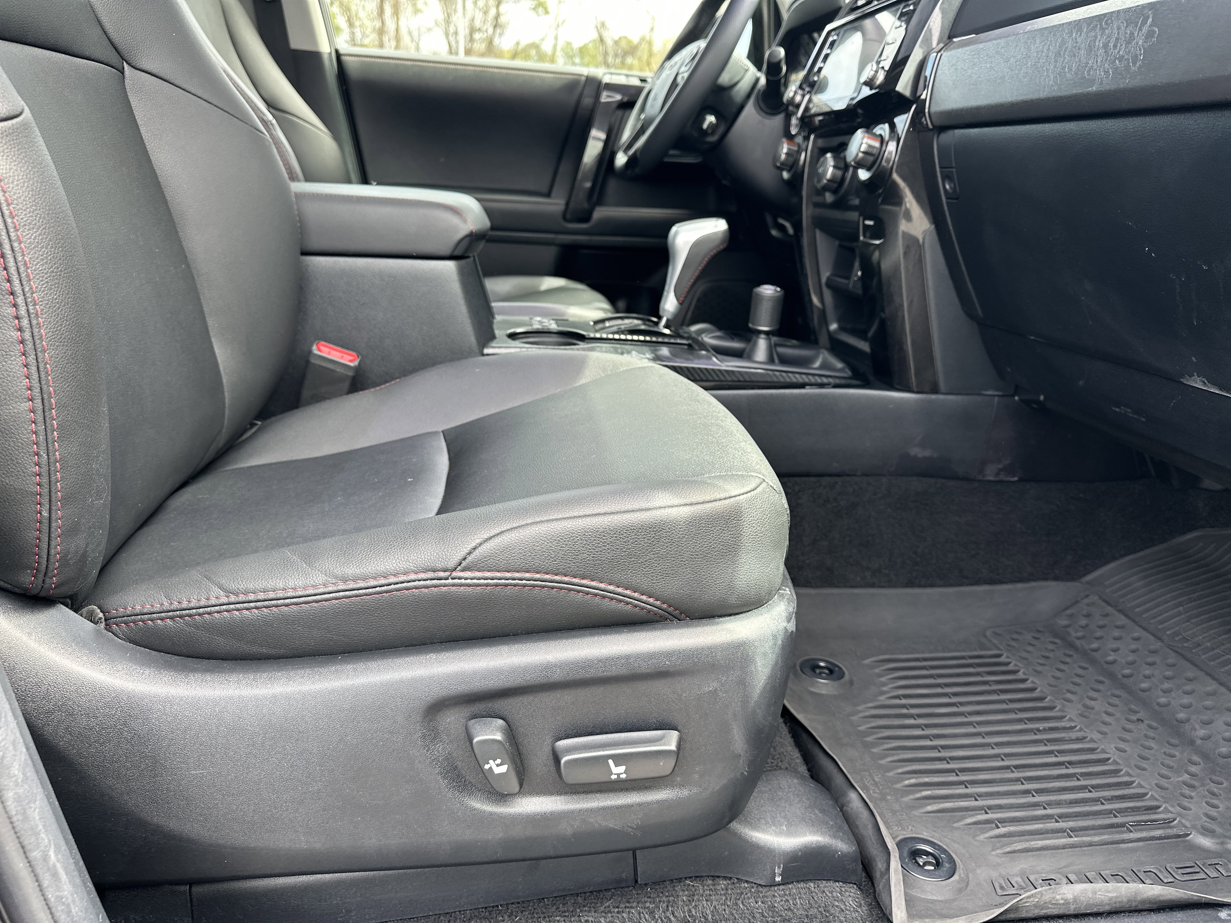 Used 2021 Toyota 4Runner TRD Off-Road Premium w/ Moonroof Package image 15