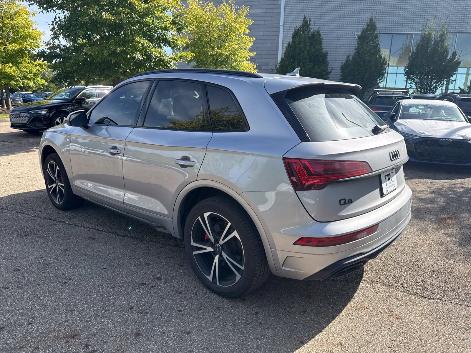Used 2025 Audi Q5 2.0T Premium Plus AWD/4WD image 3