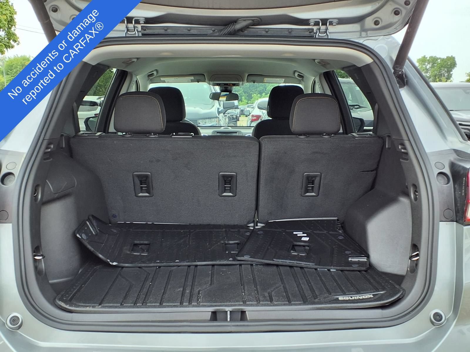 Used 2024 Chevrolet Equinox LT w/ LPO, Floor Liner Package FWD image 11
