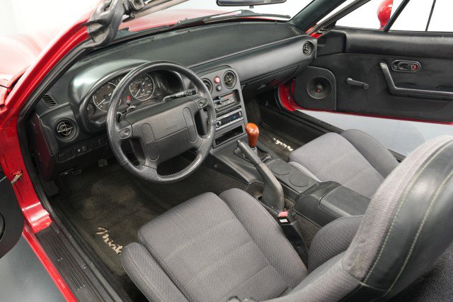 Used 1990 MAZDA MX-5 Miata RWD image 38