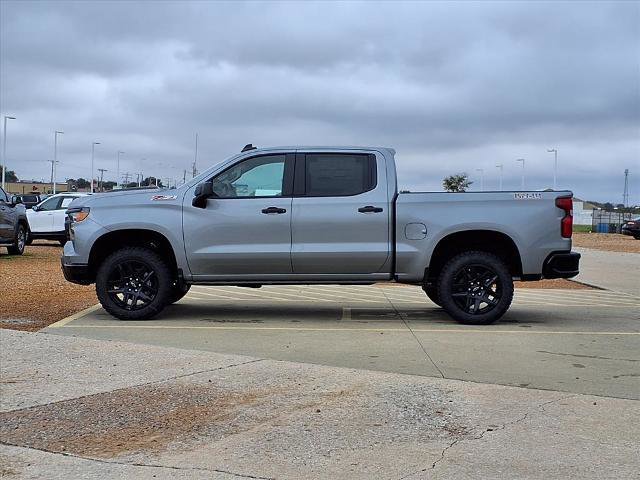 New 2026 Chevrolet Silverado 1500 Custom Trail Boss w/ LPO, Dark Essentials Package image 3