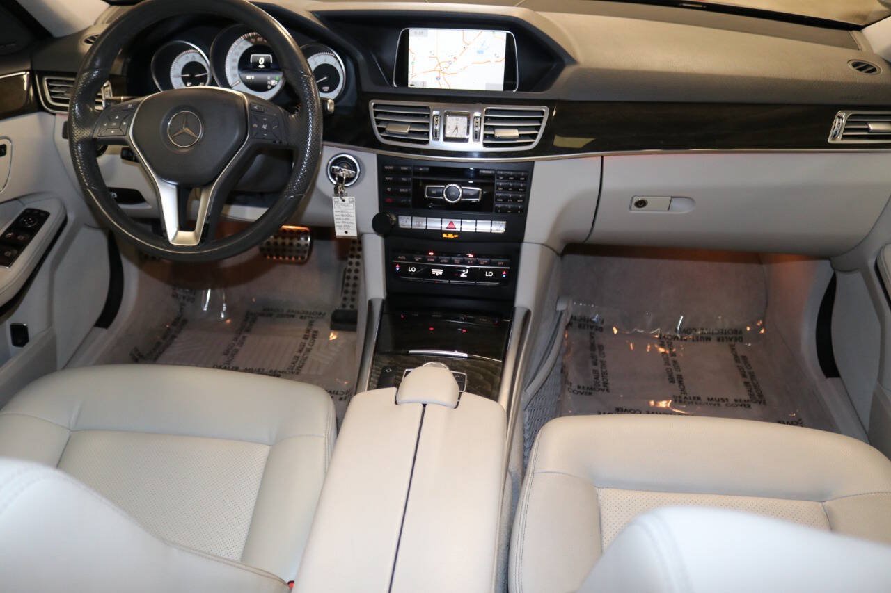 Used 2015 Mercedes-Benz E 350 Sedan image 16