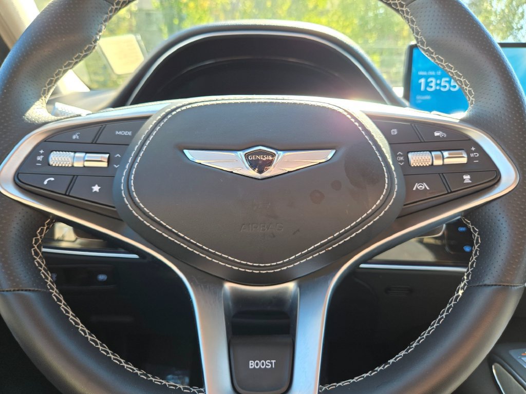 Used 2025 Genesis Electrified GV70 AWD/4WD image 24