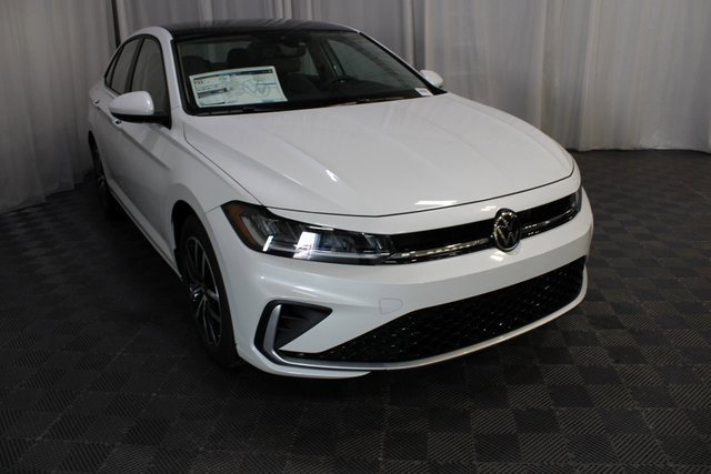 New 2026 Volkswagen Jetta SE image 29