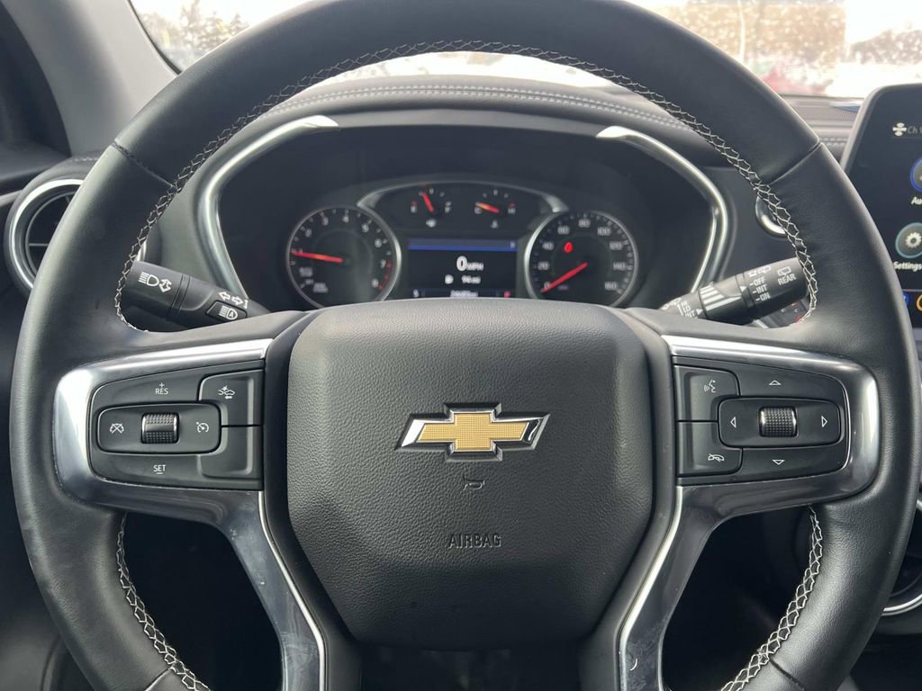 Used 2024 Chevrolet Blazer LT FWD image 15