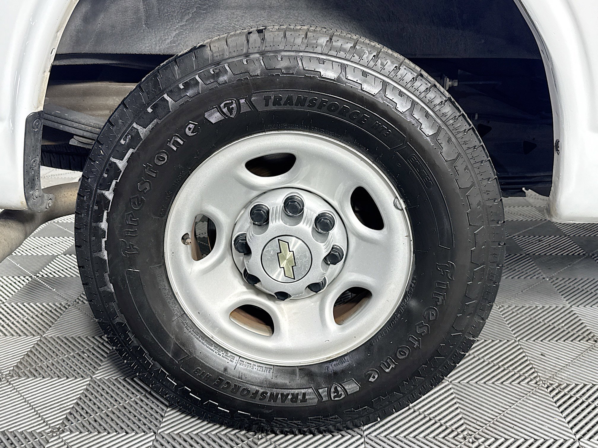 Used 2020 Chevrolet Express 2500 w/ Communications Package image 26