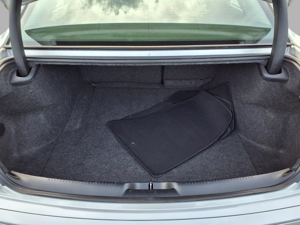 Used 2021 Chrysler 300 Touring L RWD image 27