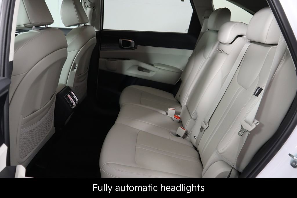 Used 2025 Kia Sorento S FWD image 16