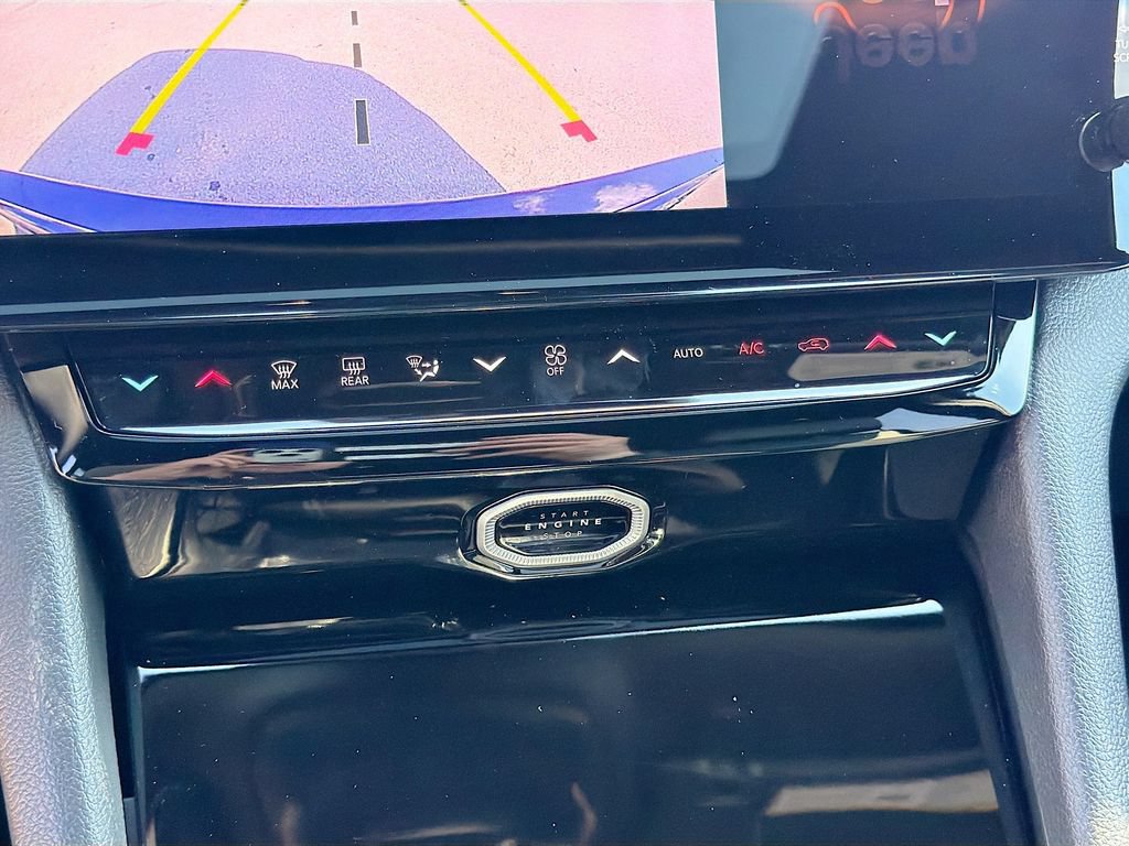 New 2026 Jeep Grand Cherokee Altitude AWD/4WD image 33