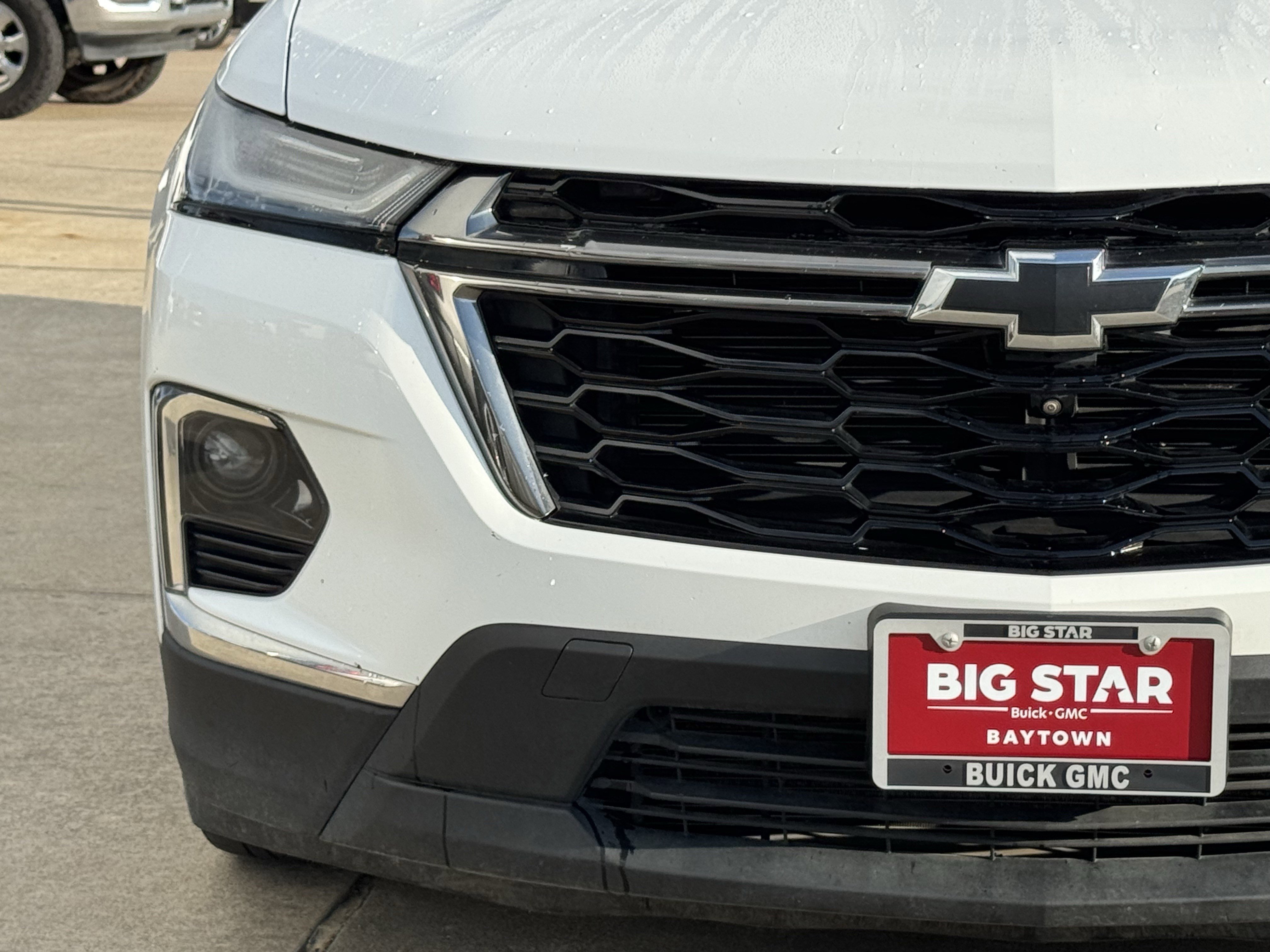 Used 2023 Chevrolet Traverse RS image 6