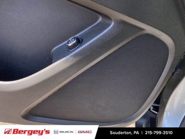 Used 2023 Chevrolet Traverse LT AWD/4WD image 27